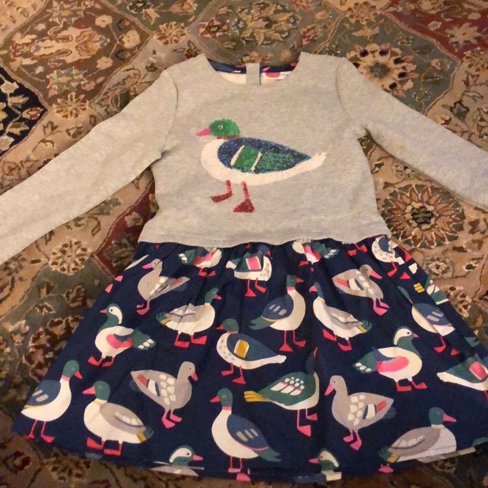NWOT mini boden sequin appliqué duck sweater dress